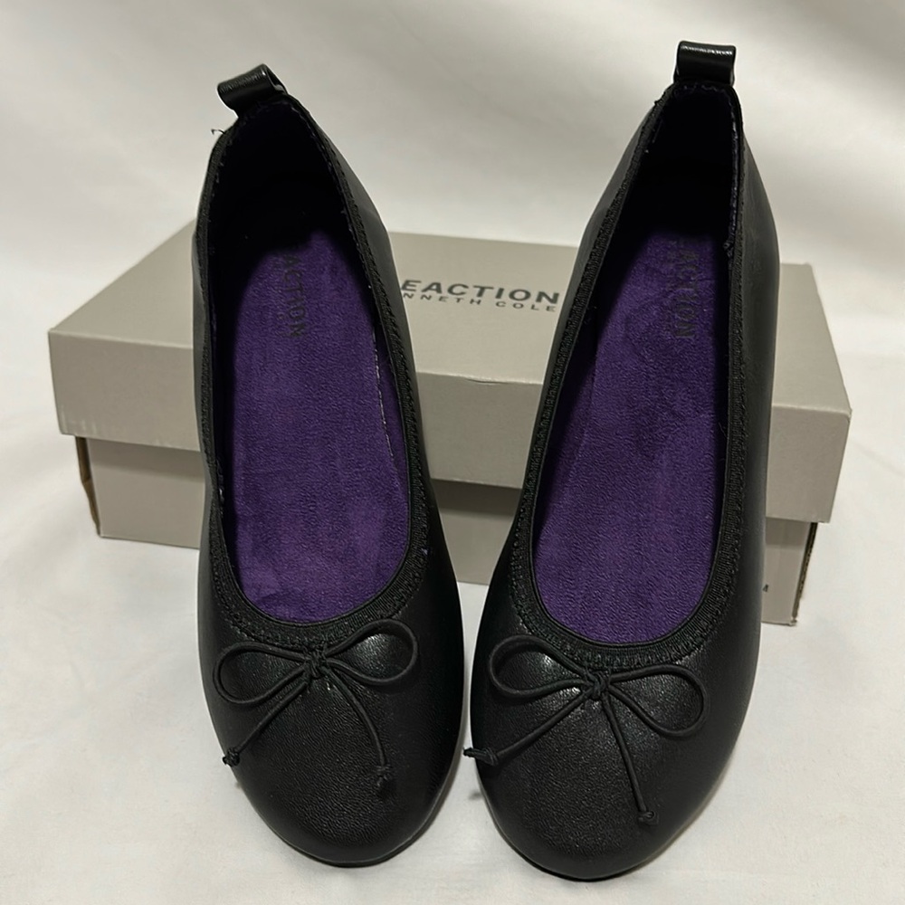 Reaction Kenneth Cole Copy Tap flats